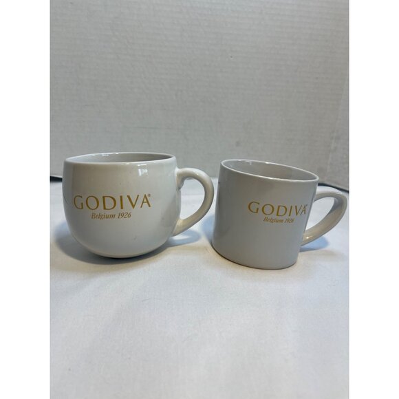 Set of 2 Godiva Belgium 1926 White and Gold Coffee Mugs - Picture 2 of 7